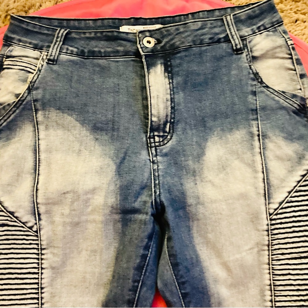 LOTUS BOSS SHINE: Chosir women’s stretch, skinny, bootcut denim Size 10